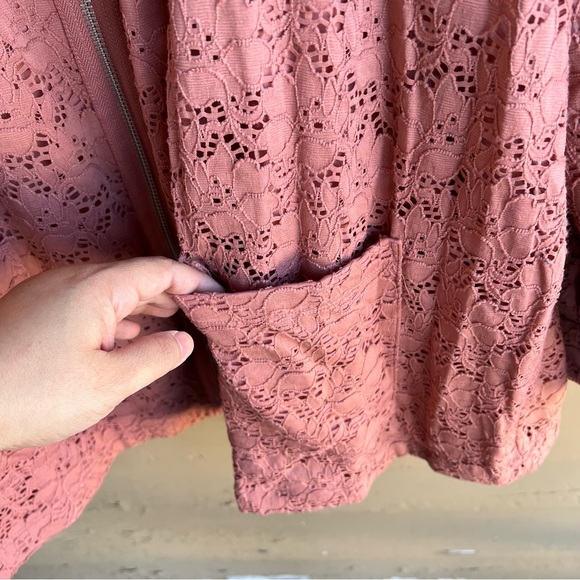 d&co. Zip Lined Lace Eyelet Shacket Jacket Dusty Rose Pockets Size 3X - Picture 7 of 8